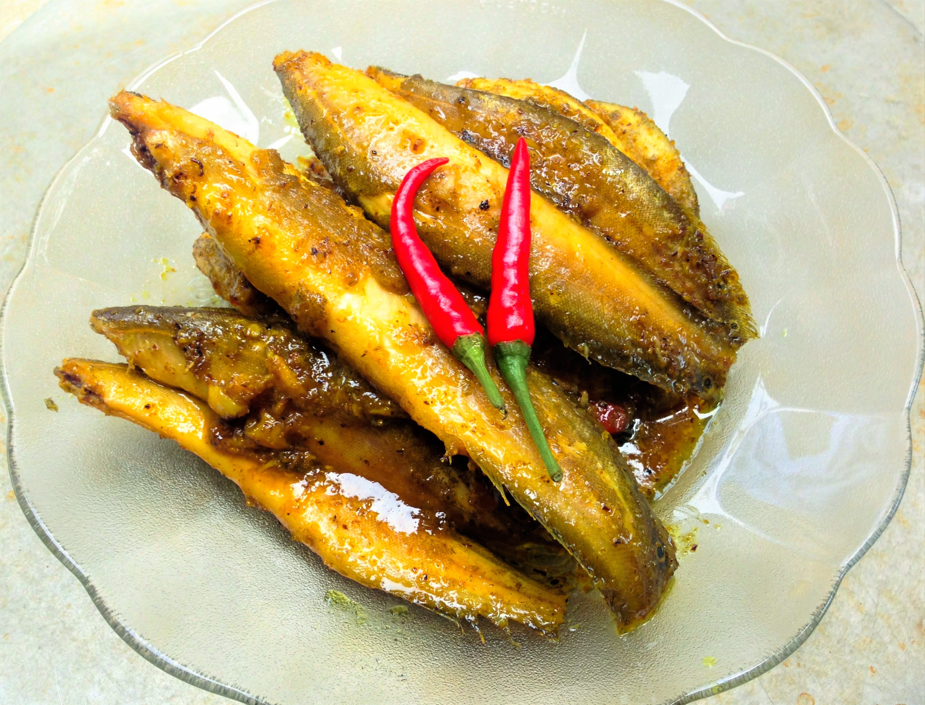 
C&aacute; chạch kho nghệ
