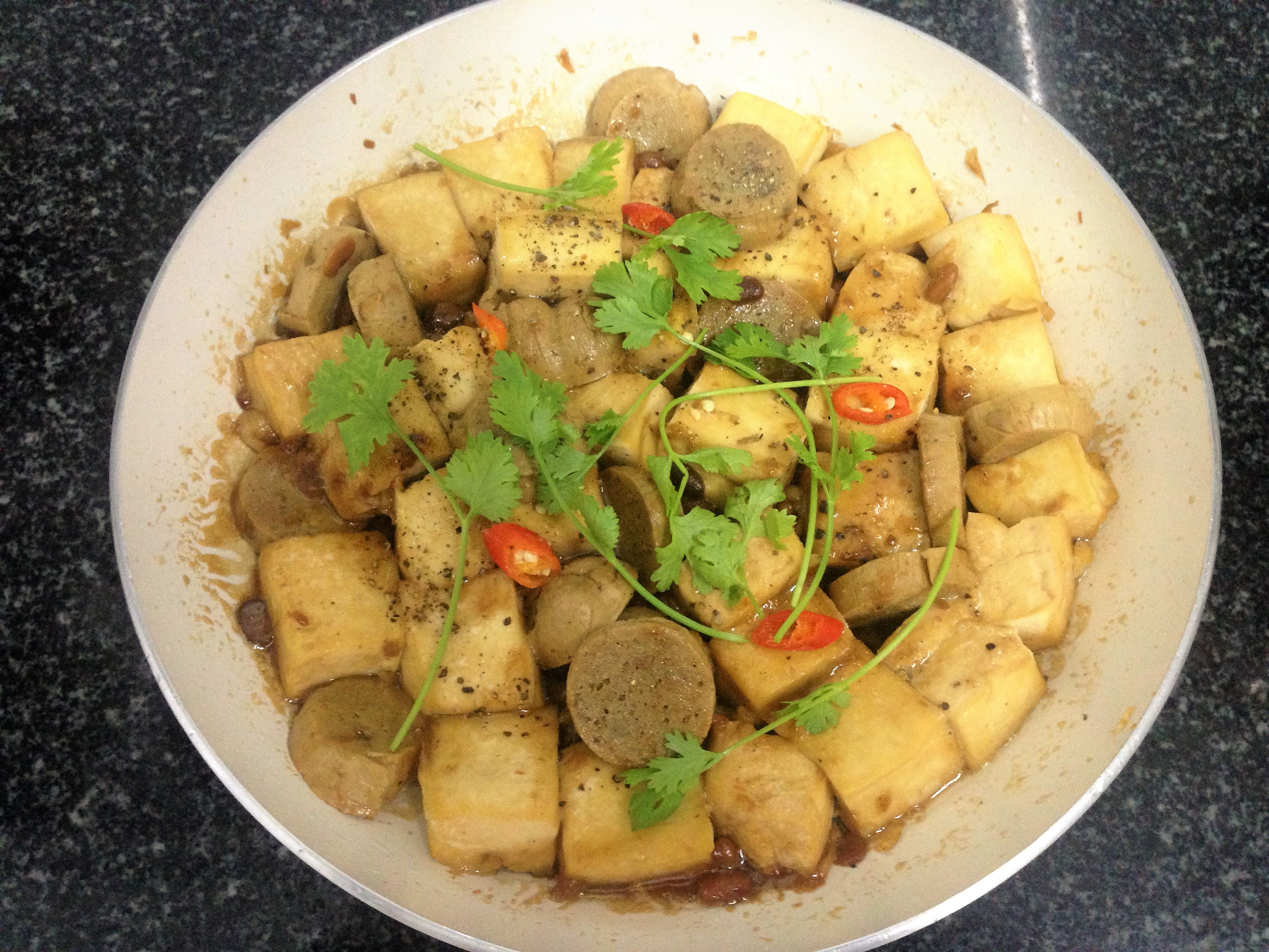 
Nhớ ho&agrave;i đậu hũ kho tương
