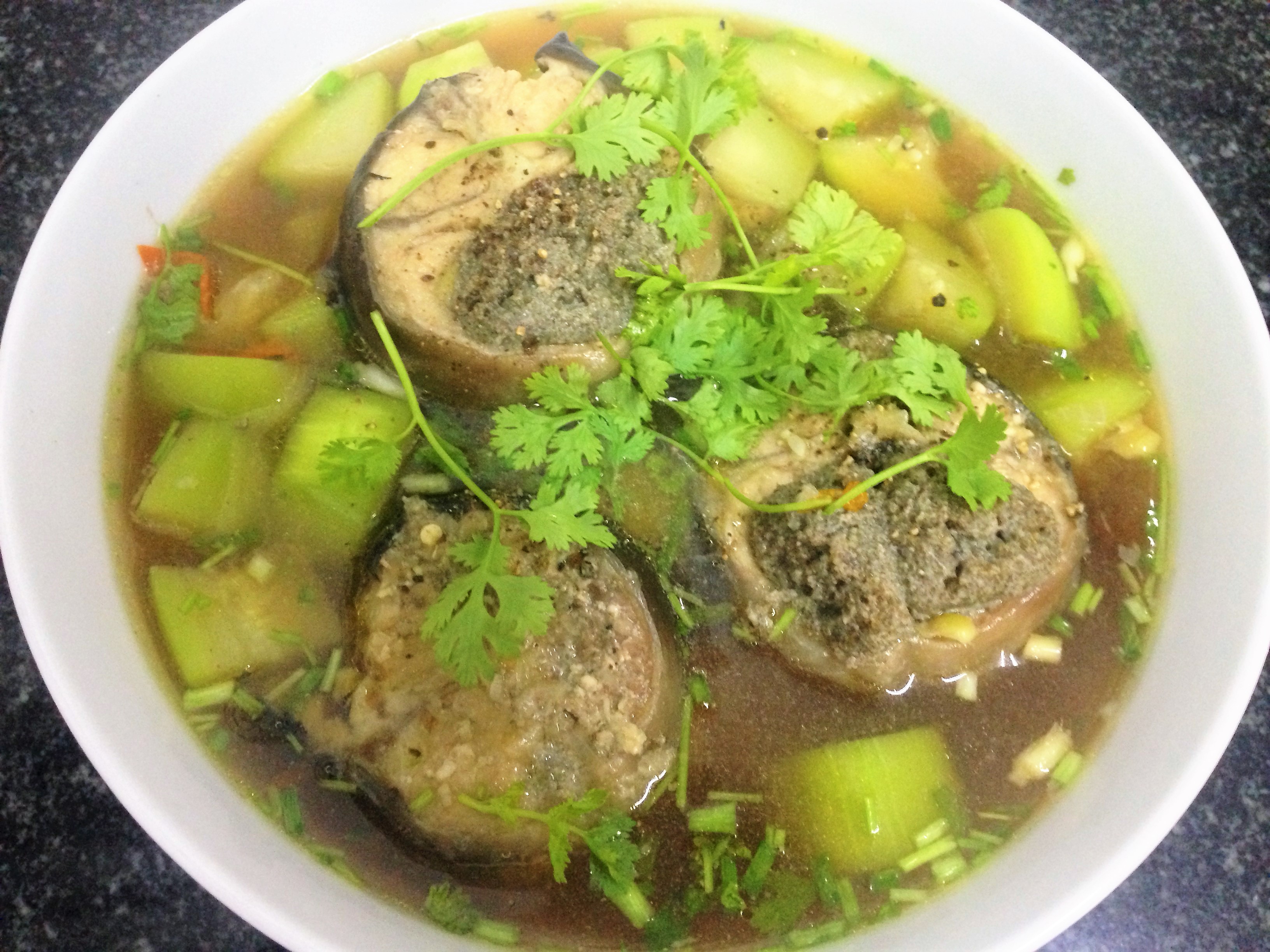 
C&aacute; tr&ecirc; kho bầu
