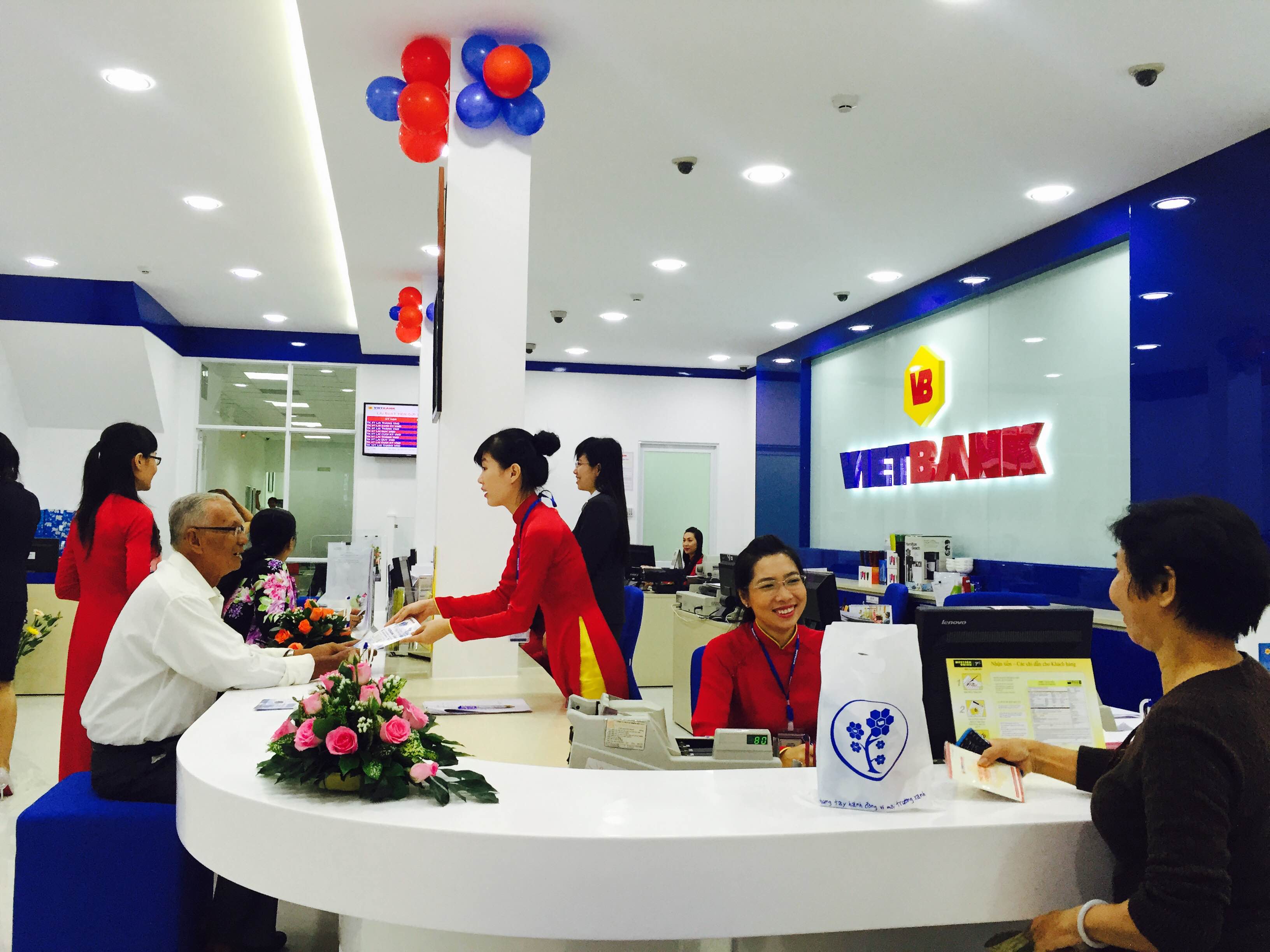 VietBank đưa vào hoạt động 11 phòng giao dịch