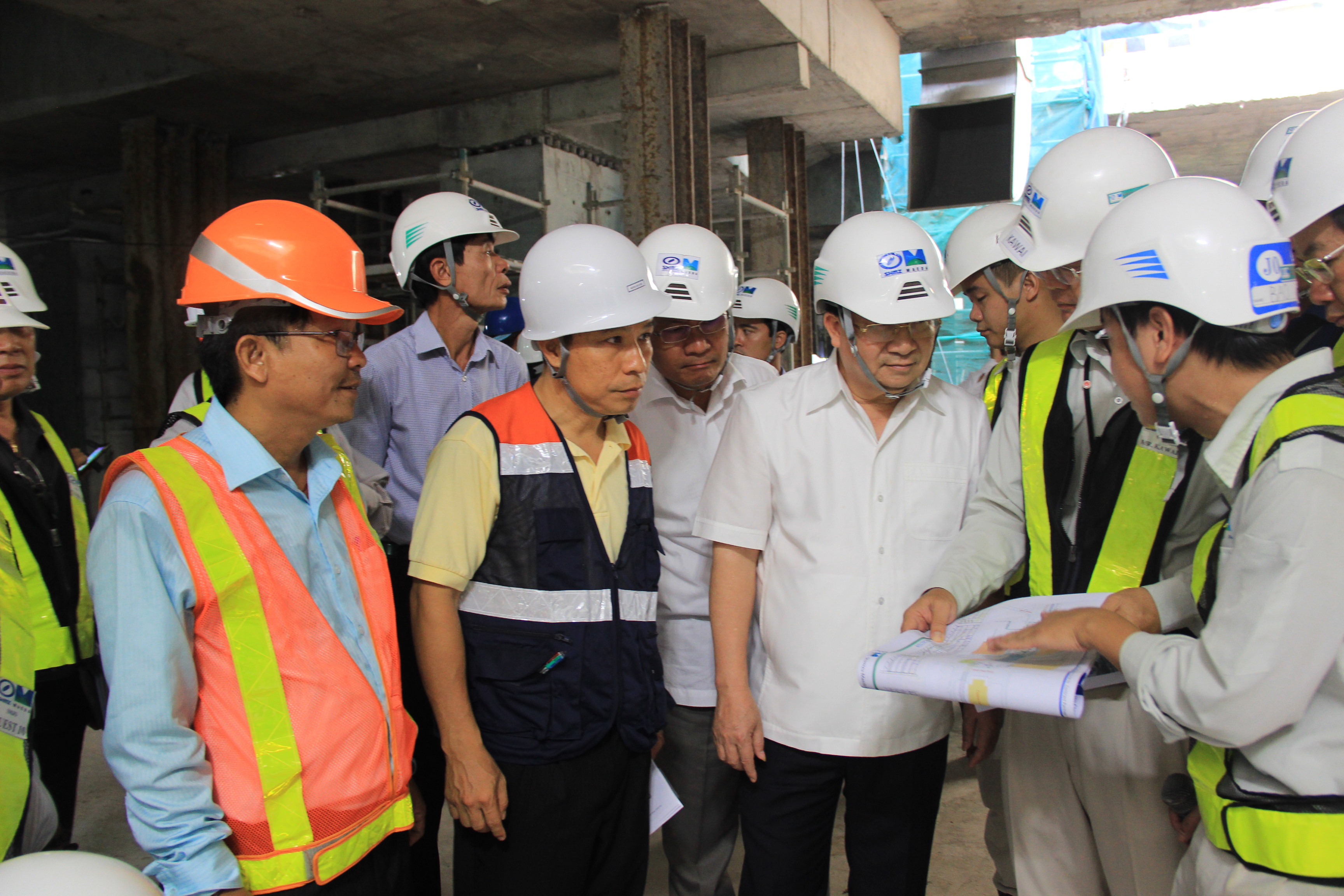 Phó Thủ tướng ra tay "xử" kẹt xe ở sân bay, cảng Cát Lái