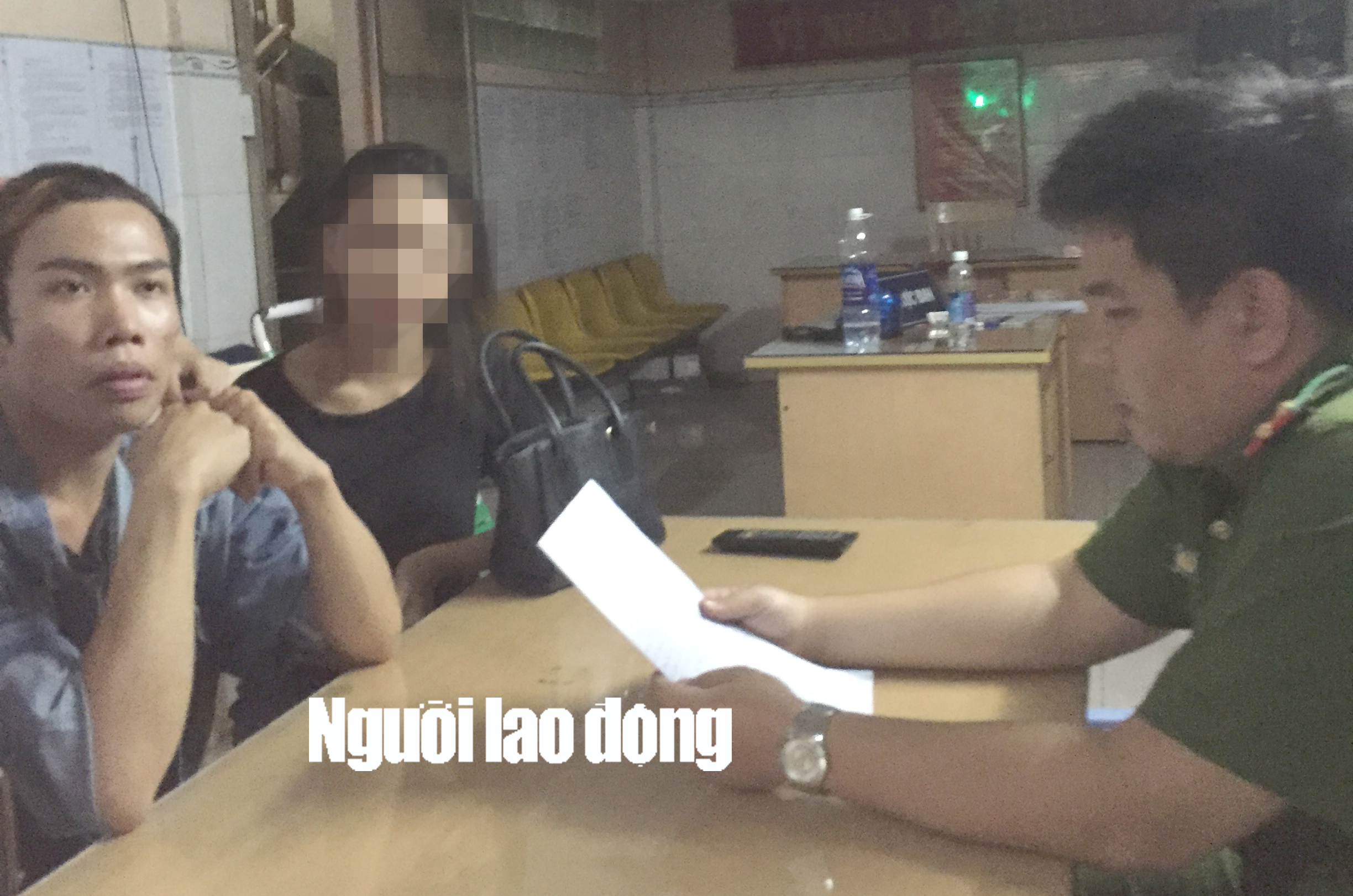 Vợ chồng bị "hiện tượng mạng" Tùng Sơn tố lên tiếng