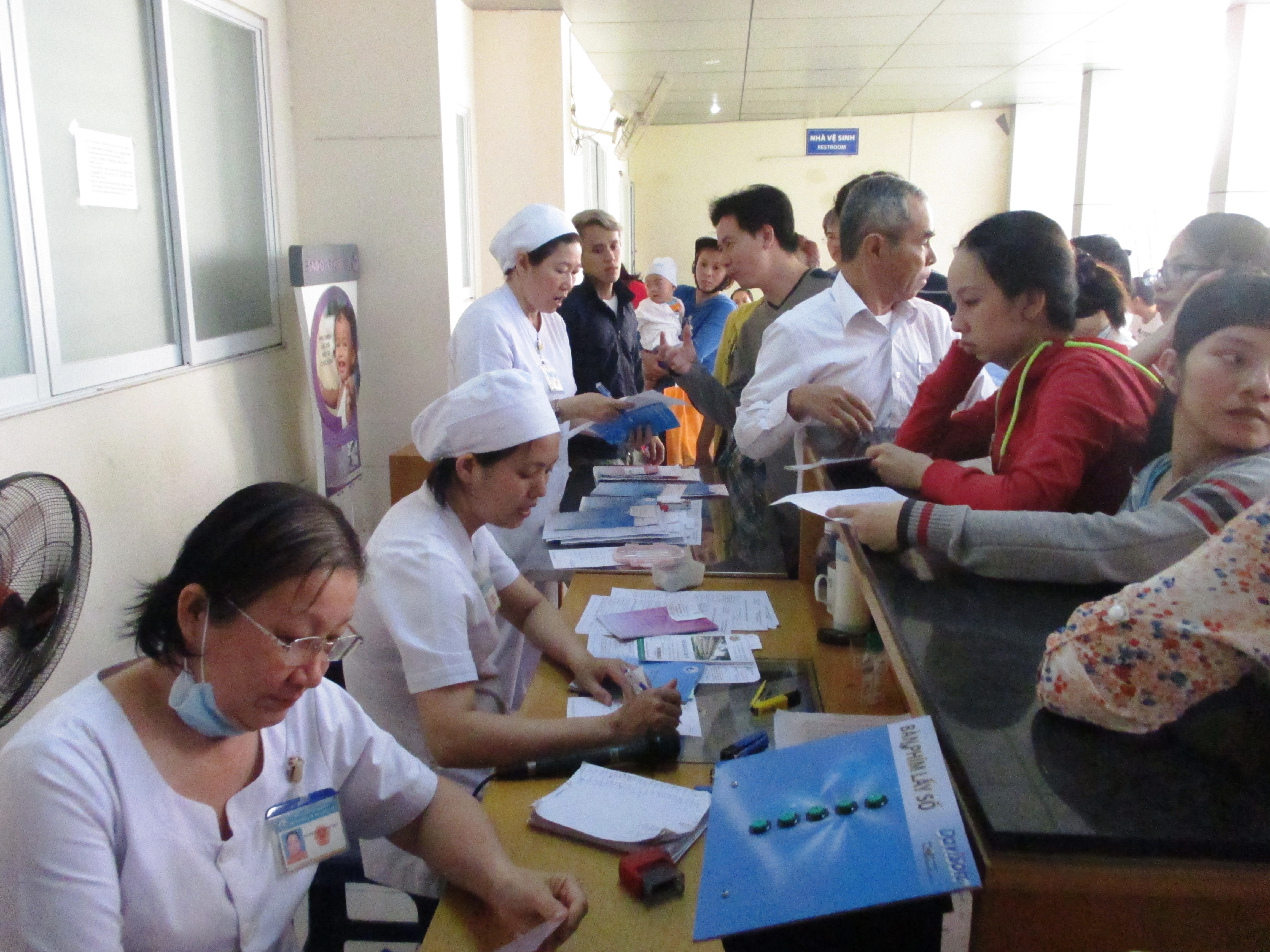 Hơn 12.000 liều vắc-xin Pentaxim về, tin vui cho các mẹ