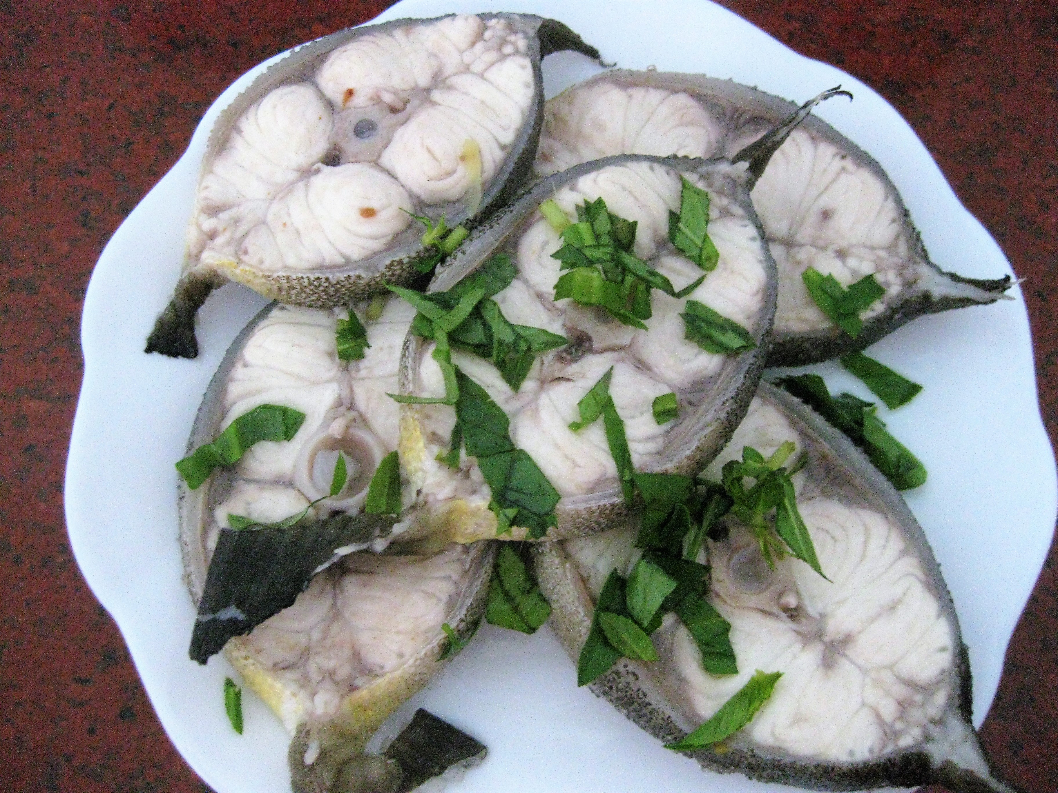 
Thịt c&aacute; bớp mềm, b&eacute;o, thơm ngon
