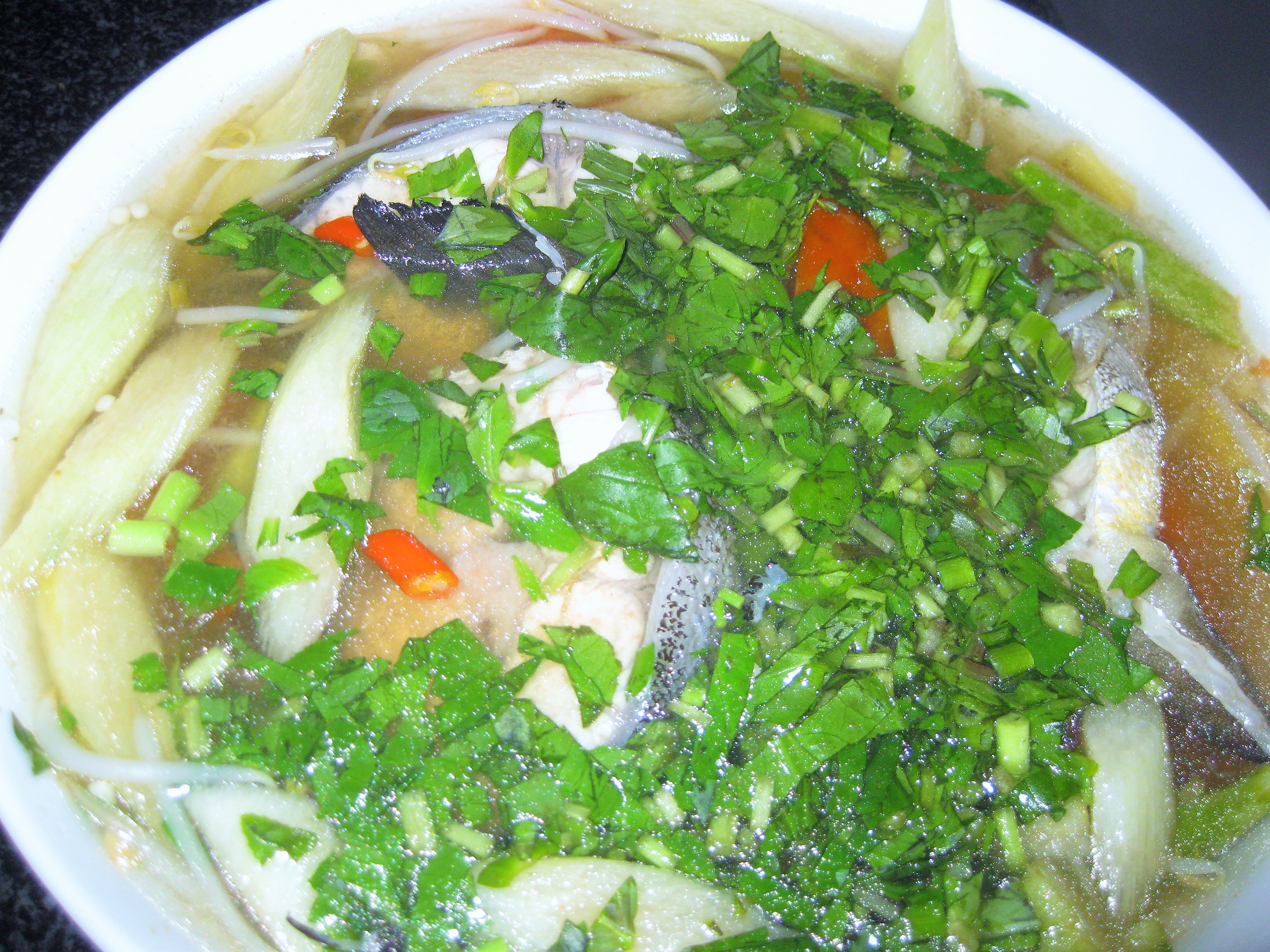
Canh chua c&aacute; bớp
