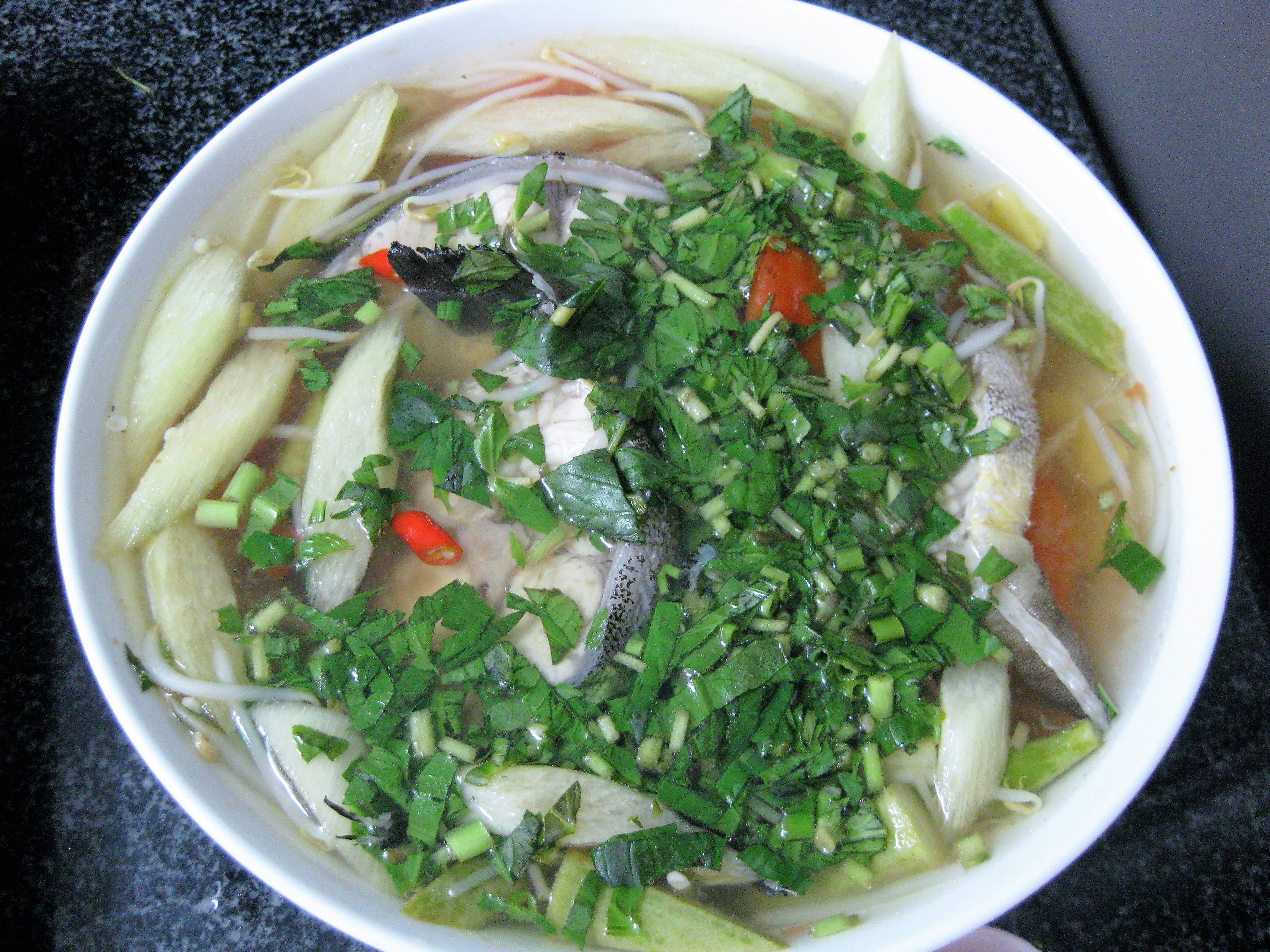 
Canh chua c&aacute; bớp
