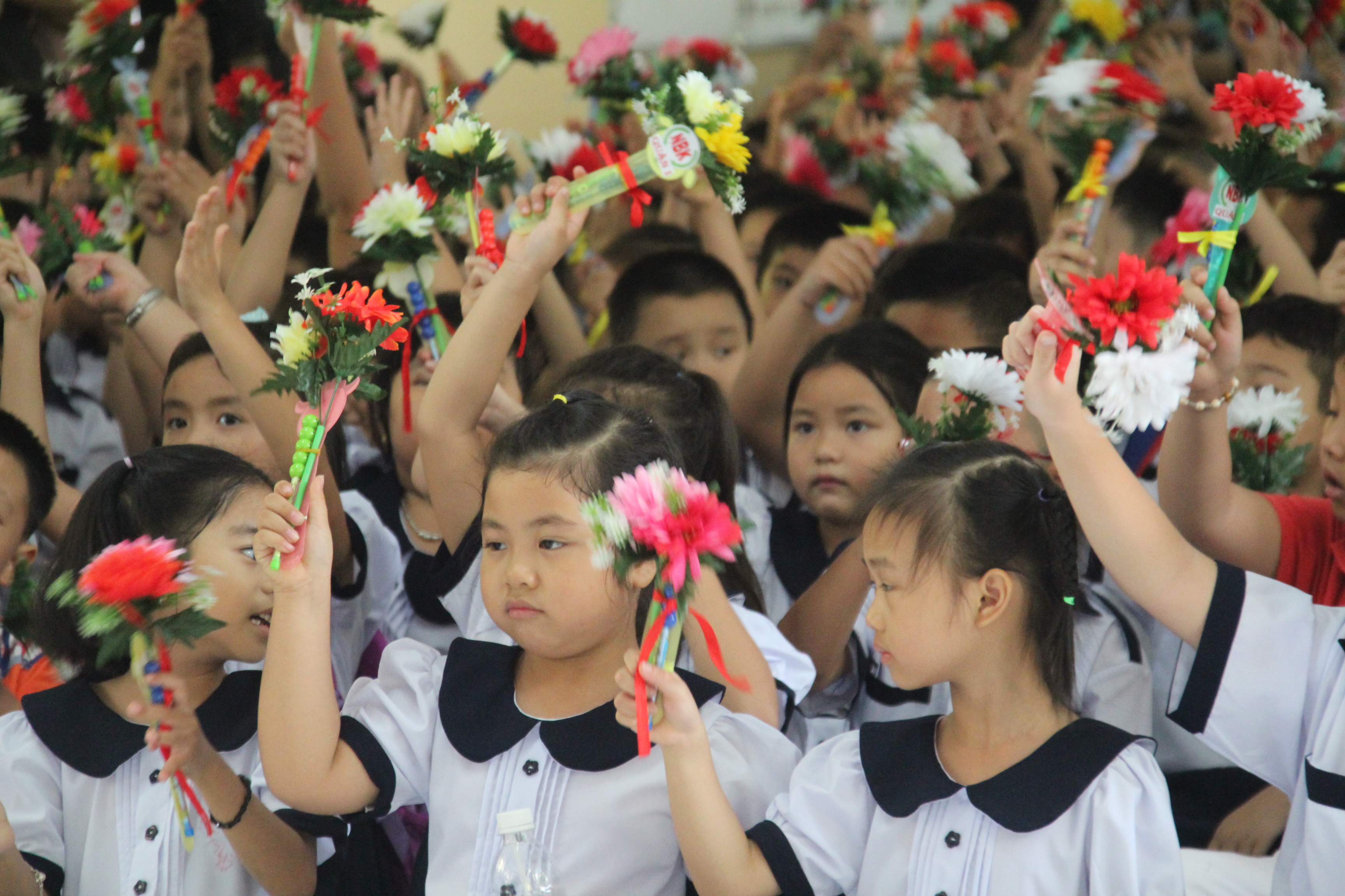 Bộ GD-ĐT sửa thông tư 30: Đánh giá bằng lời nói