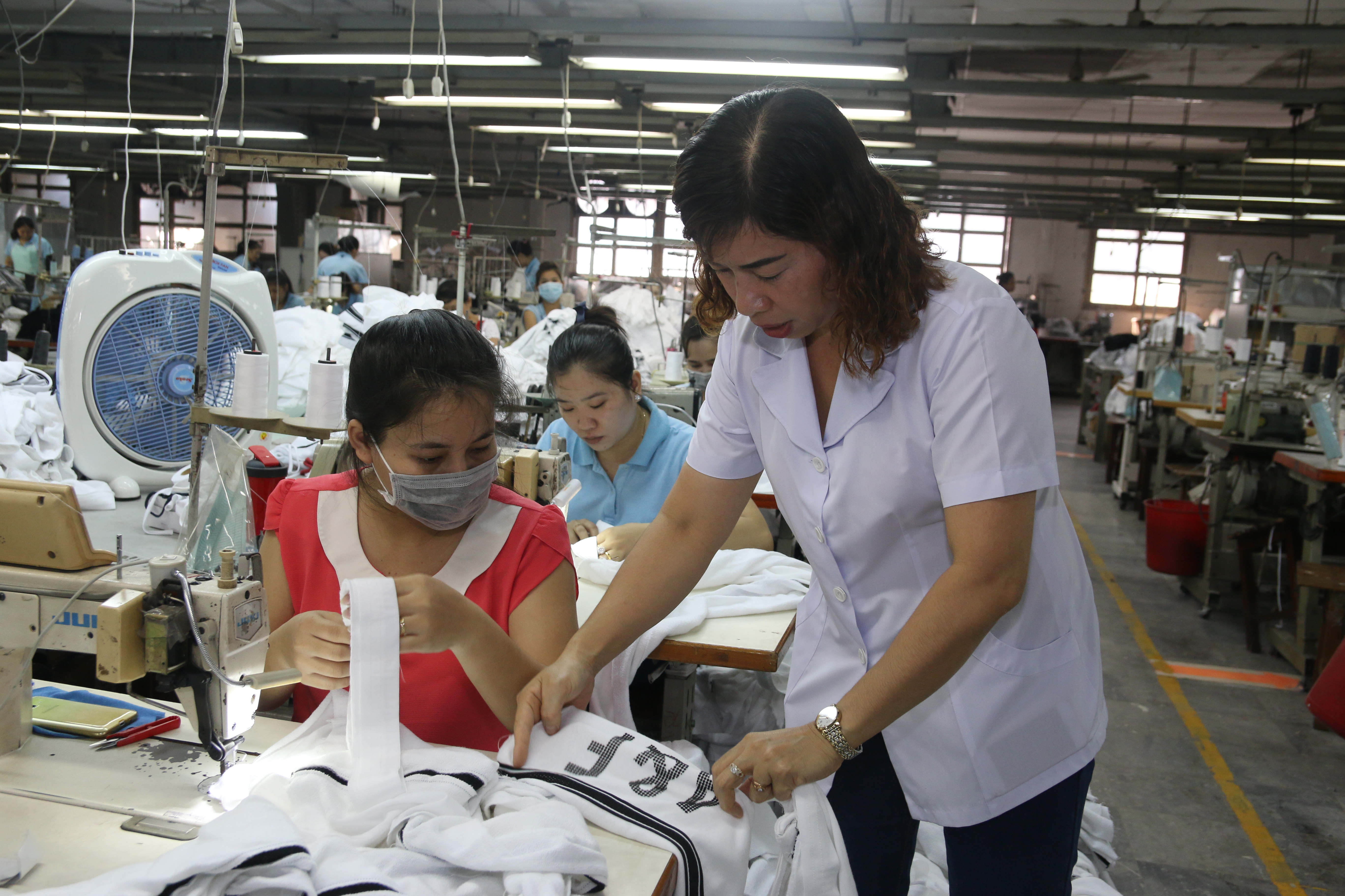 Đáp ứng niềm tin, tạo dựng uy tín