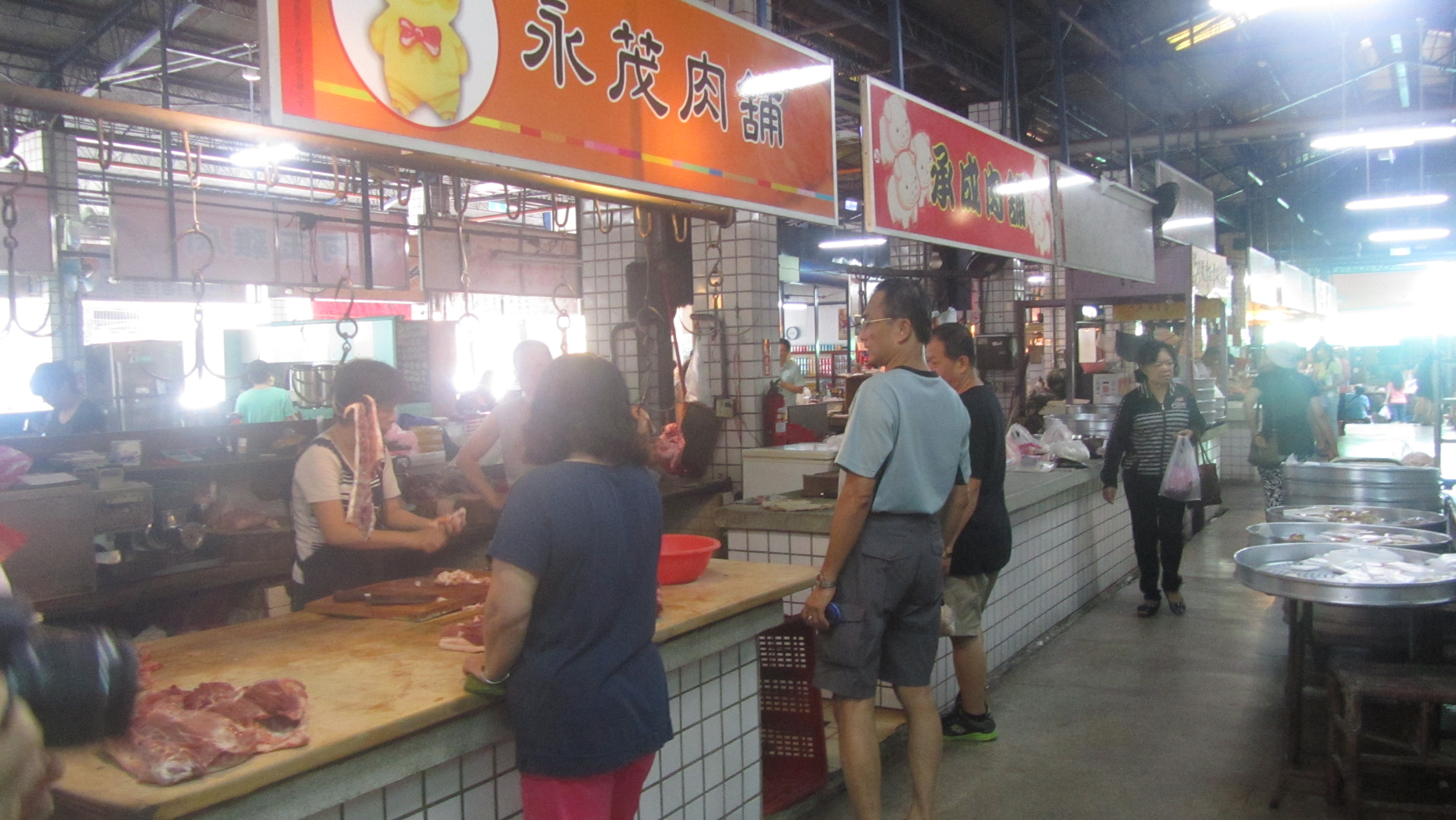 Dù là khu bán thịt cá nhưng không có mùi hôi hay nước đọng