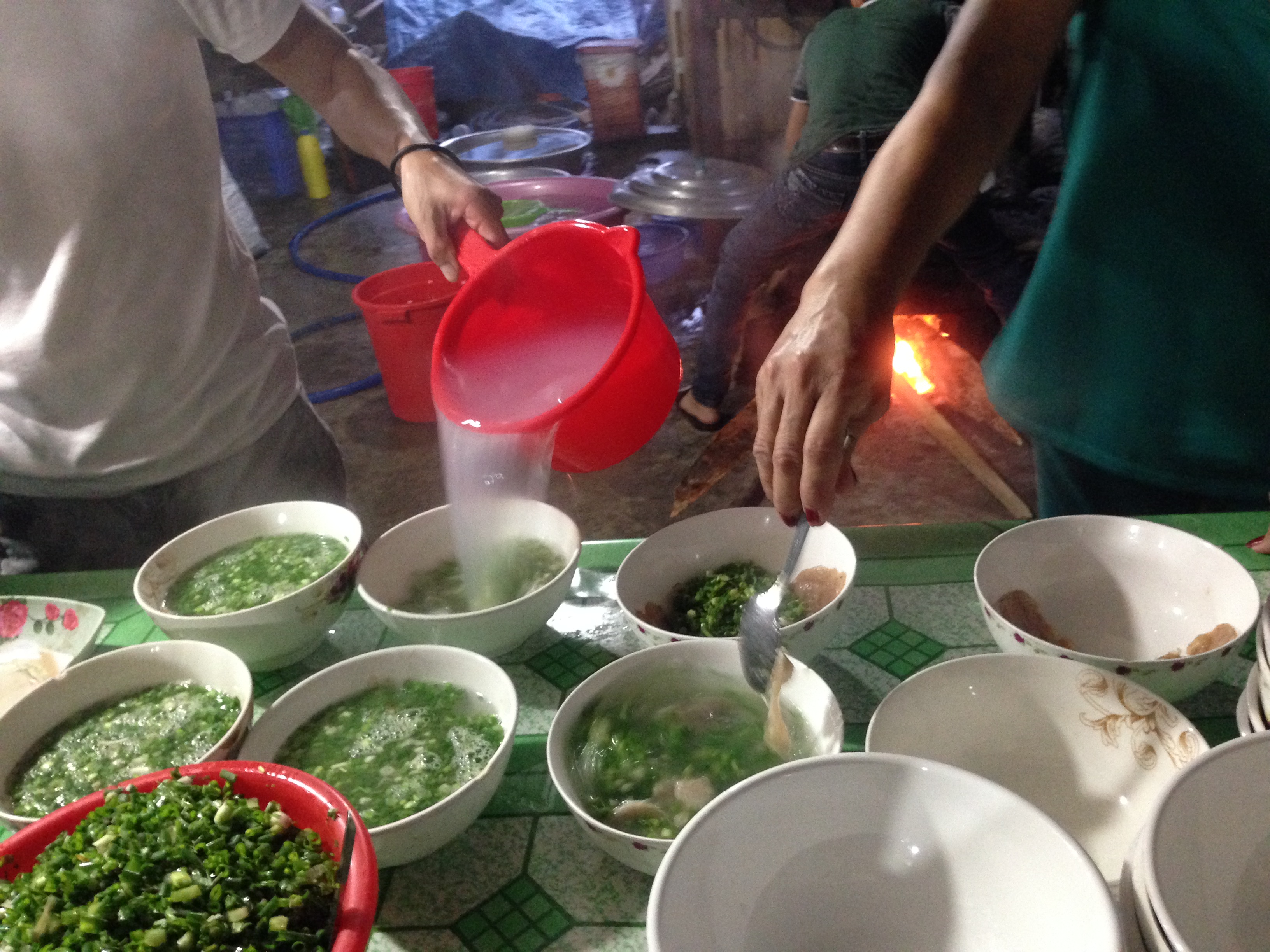 
Chuẩn bị ra th&agrave;nh phẩm. Ảnh: P.Nhi

