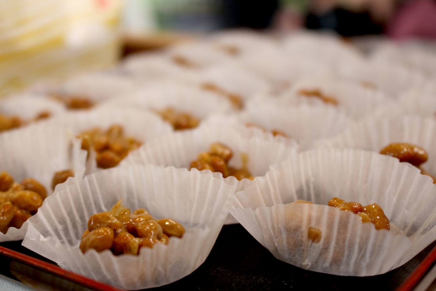 Ibaraki nổi tiếng với món natto - món ăn truyền thống của người Nhật được chếbiến bằng cách lên men đậu tương
