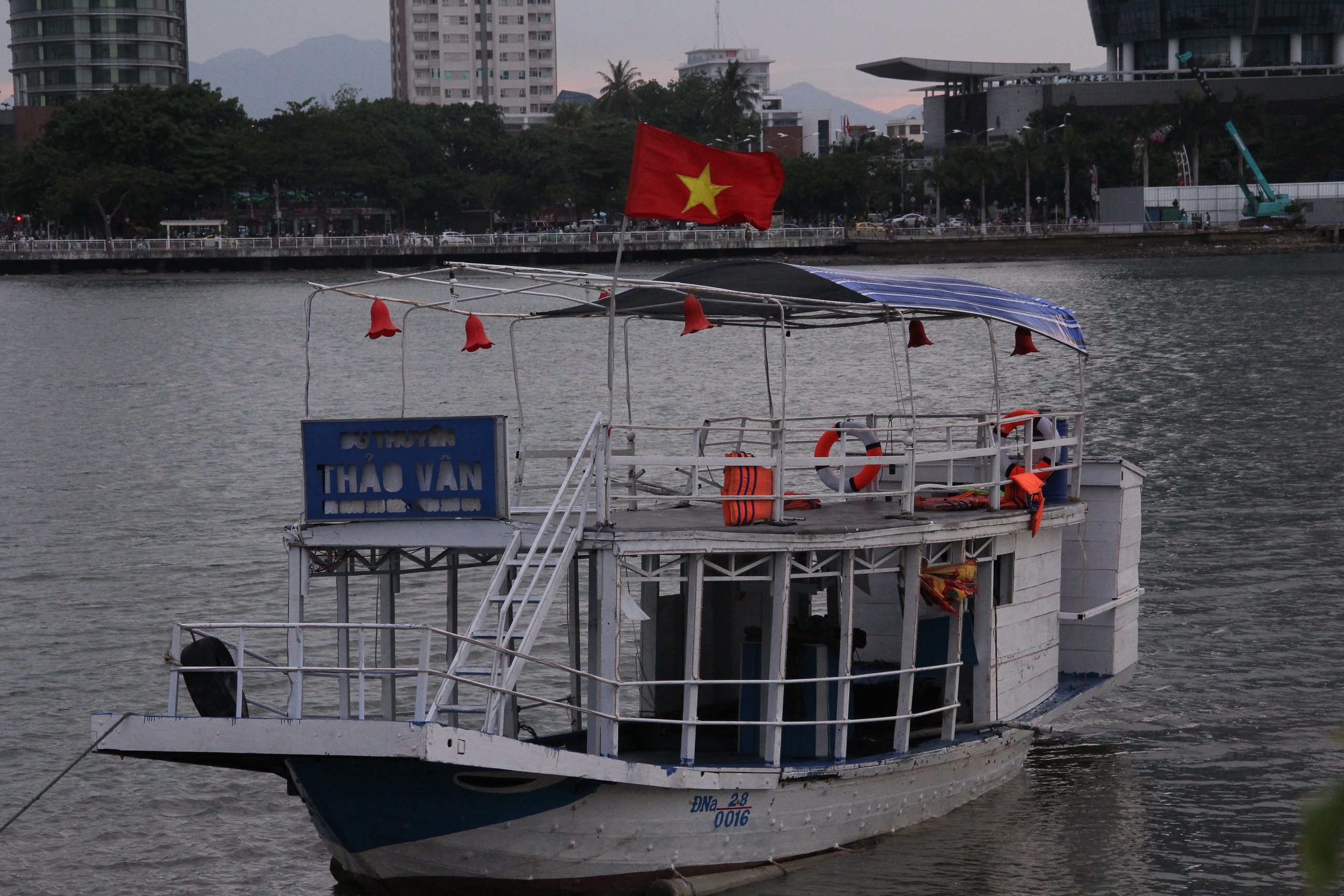 Vụ chìm tàu trên sông Hàn: Đình chỉ công tác 2 lãnh đạo liên quan