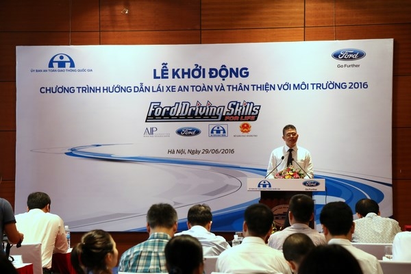Khởi động chương trình hướng dẫn lái xe an toàn