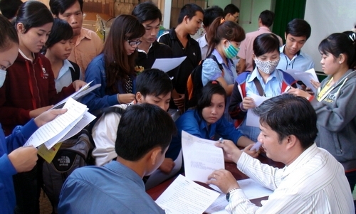 Tổ chức sàn giao dịch việc làm cho người lao động