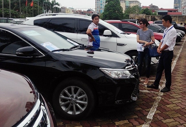 Kinh nghiệm mua xe ô tô lần đầu