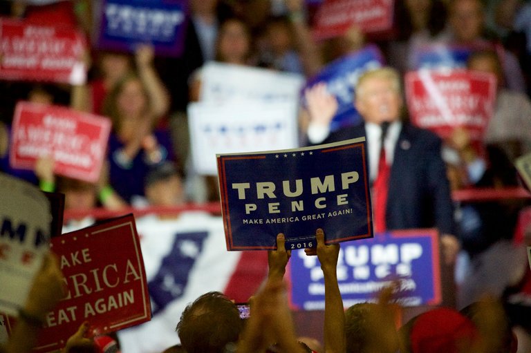 Phát ngôn nguy hiểm chưa từng thấy của ông Trump