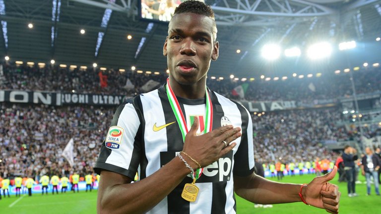 Pogba sắp nhận áo số 6 ở M.U