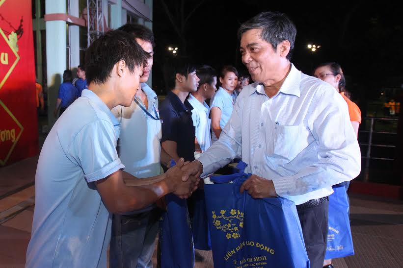 Đa dạng các hoạt động chăm lo Tết cho công nhân khó khăn