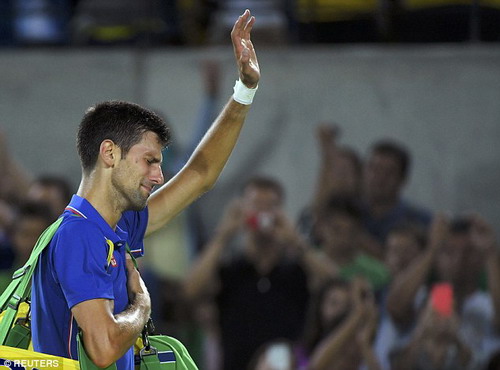 Thua sốc Del Potro, Djokovic rơi nước mắt chia tay Olympic