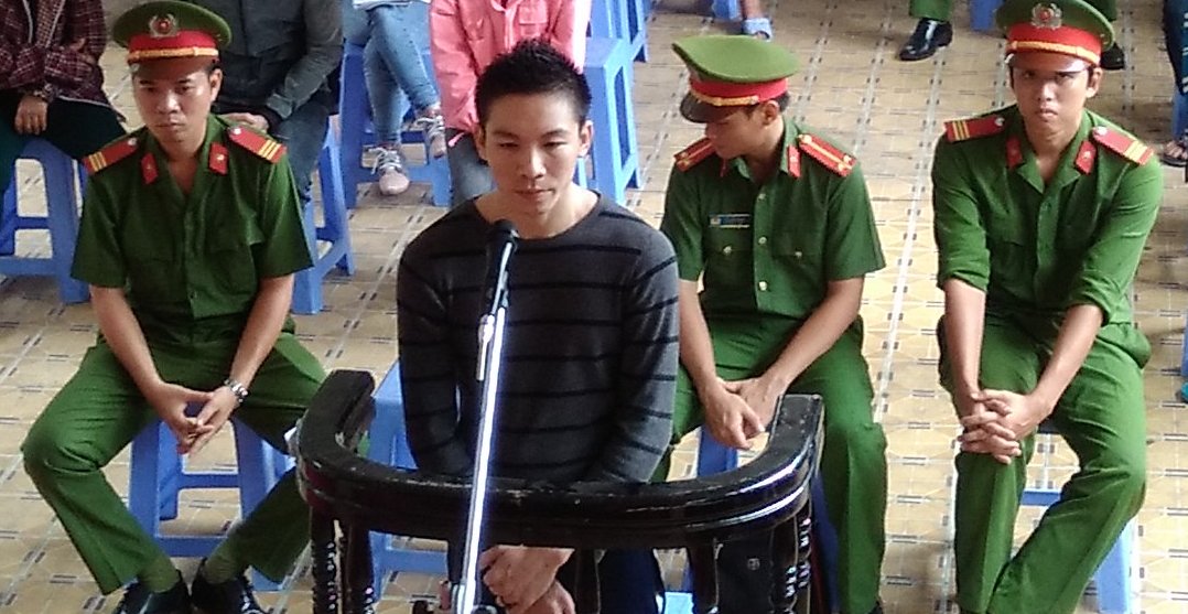 Hoãn xử vụ xông vào bệnh viện truy sát bệnh nhân
