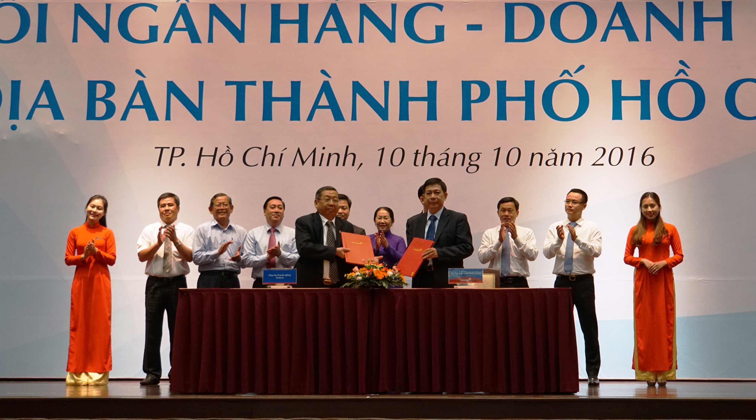 VietinBank ký hợp đồng tín dụng gần 33.000 tỉ đồng