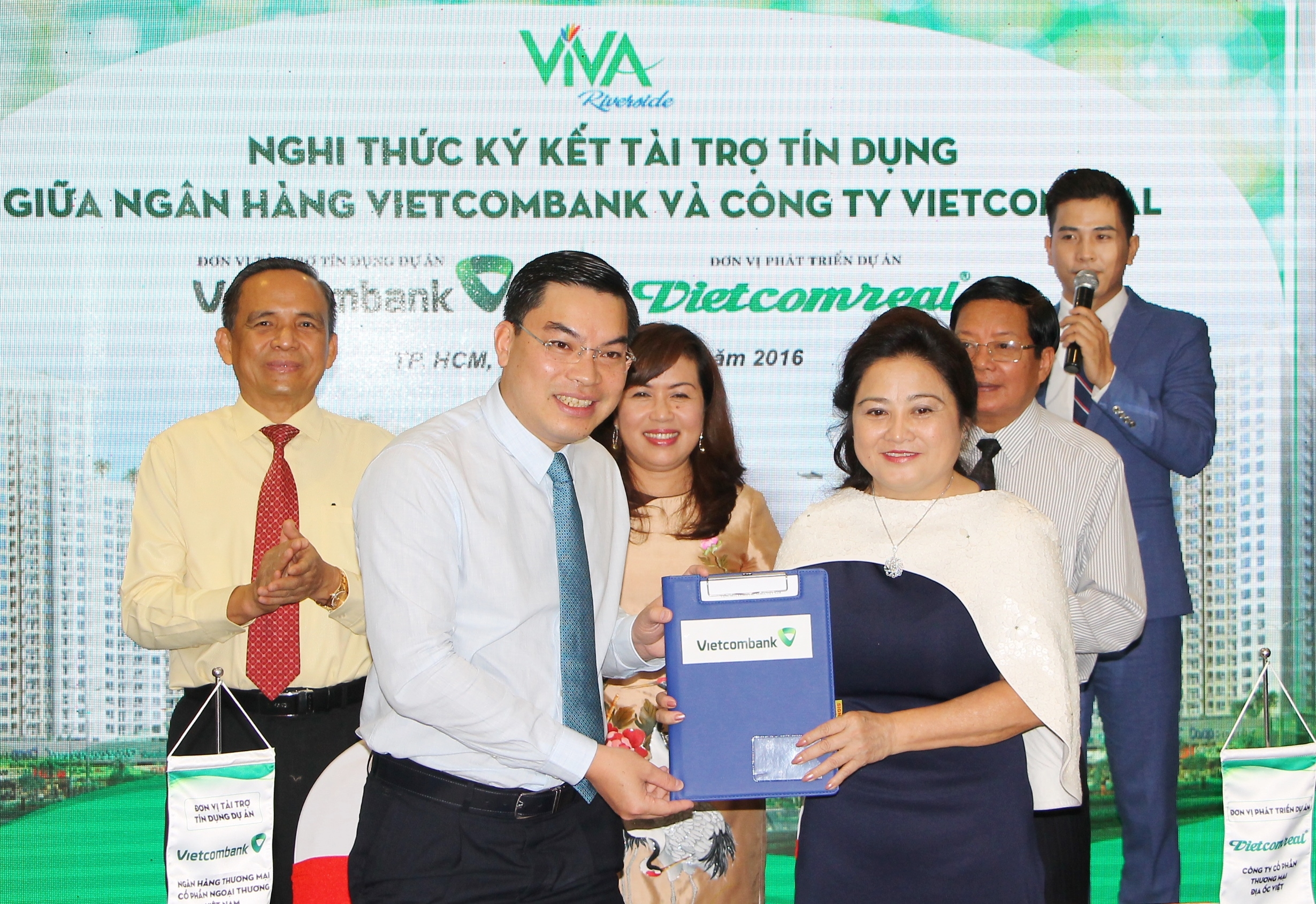 Vietcomreal bán trả góp 0% căn hộ Viva Riverside