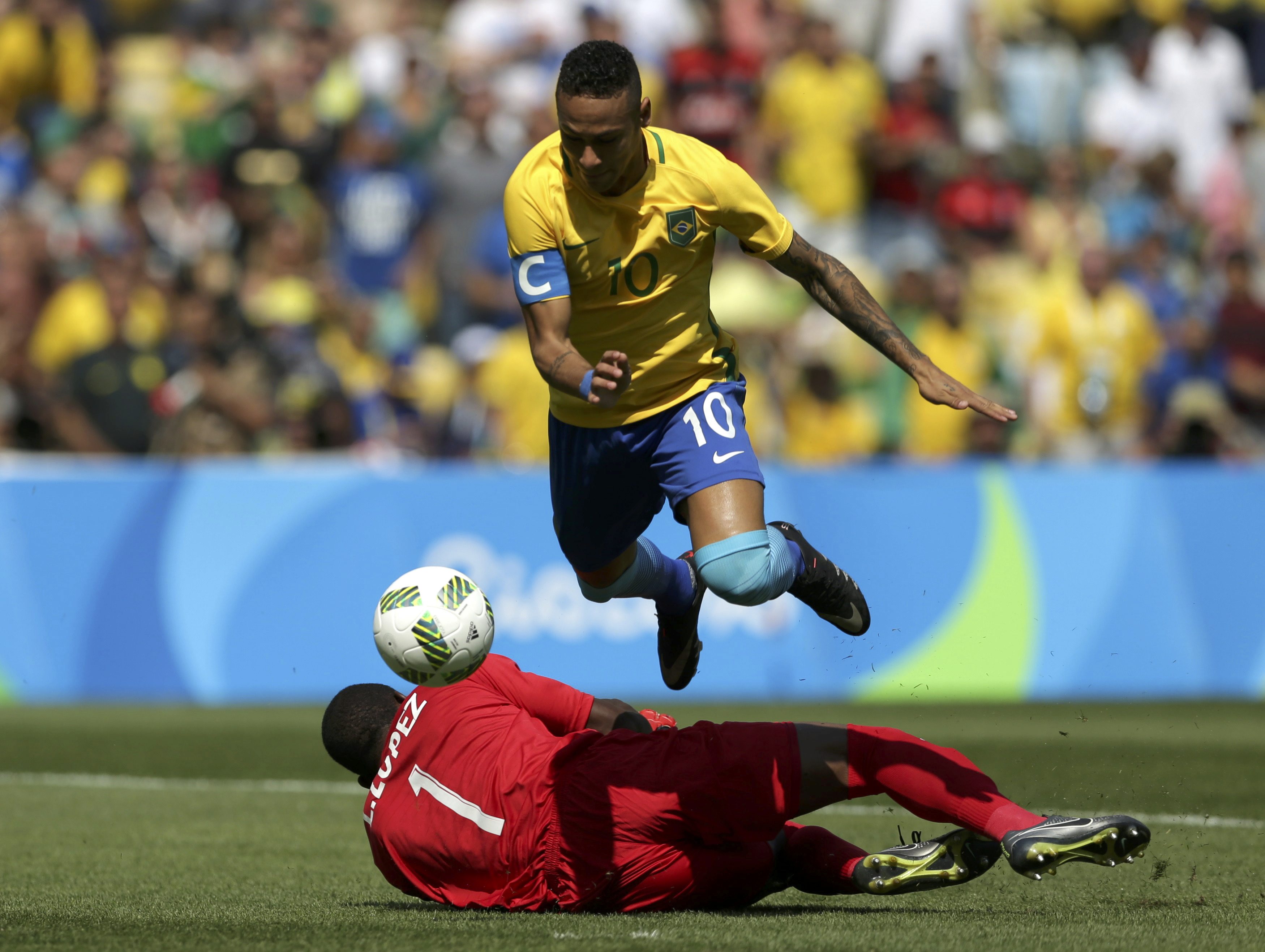 Neymar ghi bàn nhanh nhất Olympic, Brazil vào chung kết với Đức