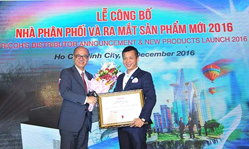 Ra mắt máy in laser Ricoh mới đa năng
