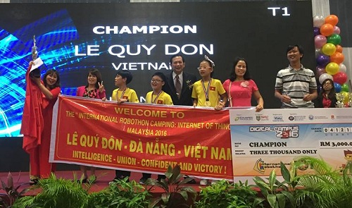 Học sinh Việt Nam vô địch Robothon quốc tế