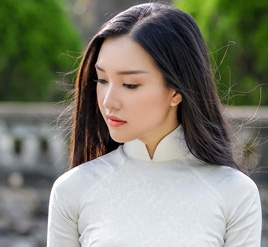 "Năm xui, tháng hạn" của Hoa hậu Việt Nam?