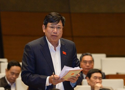"Dân chán lắm rồi những cán bộ chỉn chu, trau chuốt ngôn từ"