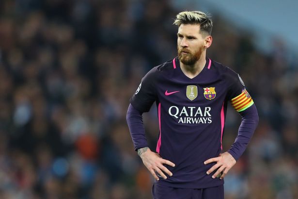 Messi bị tố vào phòng thay đồ đánh cầu thủ Man City