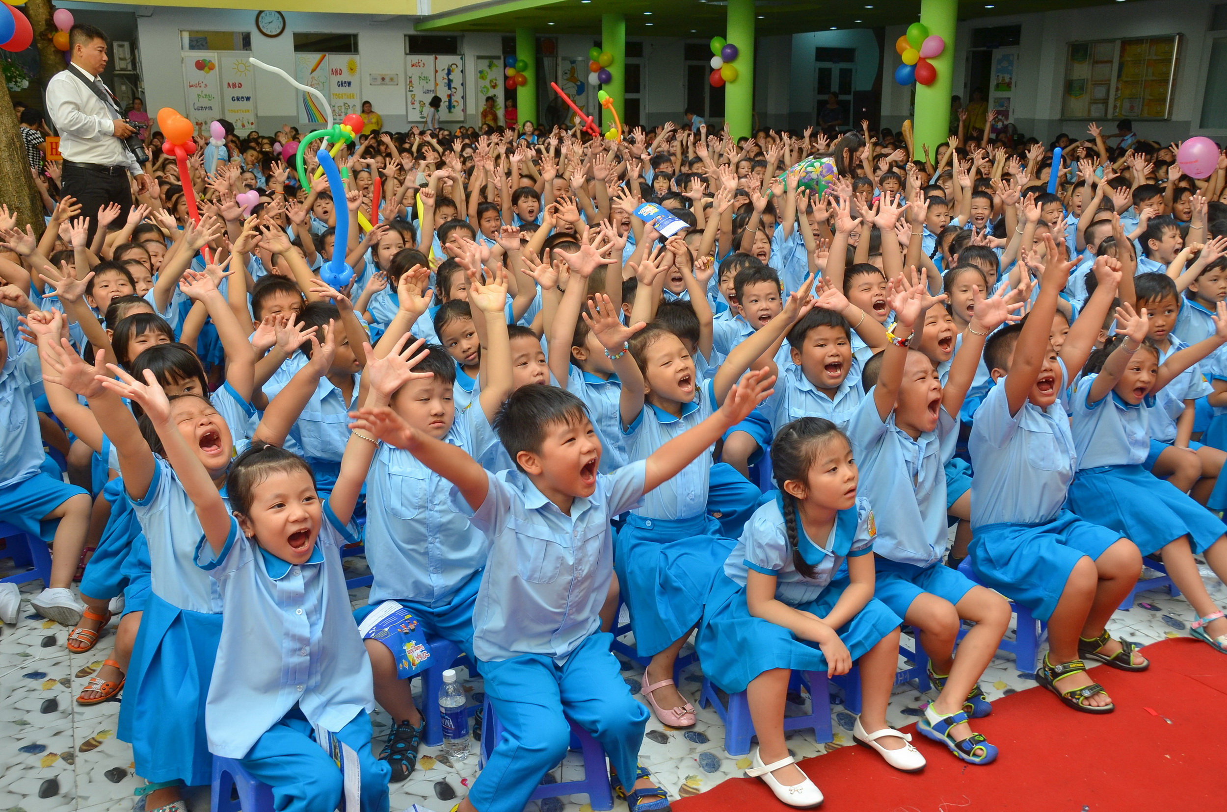 Năm học 2016-2017: TP HCM không tăng học phí