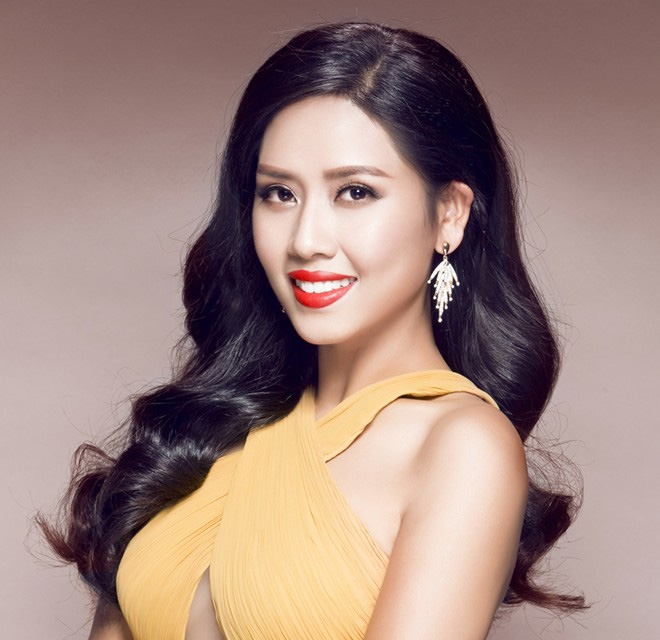 Người đẹp biển Nguyễn Thị Loan: Không muốn làm "con mèo ngoan" của ai đó