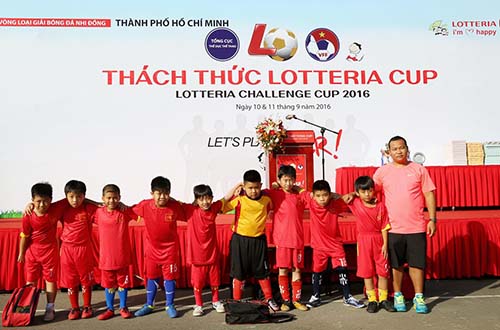 Giải bóng đá thiếu nhi Thách thức Lotteria Cup 2016
