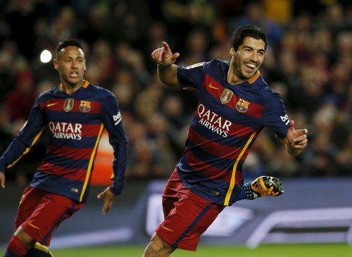 Suarez lập hat-trick, Barcelona vùi dập Celta Vigo