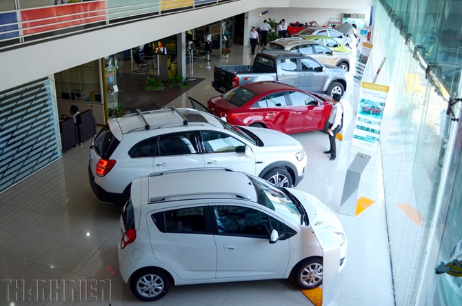 Cuối năm được xem l&agrave; thời điểm v&agrave;ng để người Việt sắm &ocirc; t&ocirc;