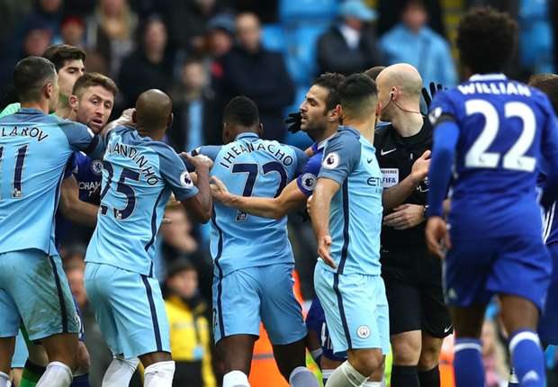 Vụ ẩu đả trên sân Etihad: Chelsea có thể bị trừ điểm