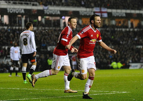 Rooney lập siêu phẩm, Man United thẳng tiến vòng 5 FA Cup