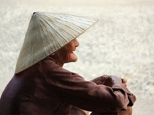 Chị Hai ơi, em sẽ về!