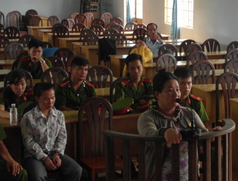 Ngày lãnh án của người mẹ kế nhẫn tâm