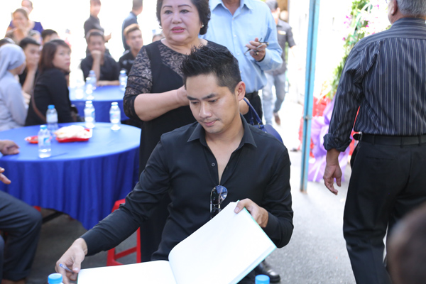 Nghệ sĩ Minh Lu&acirc;n