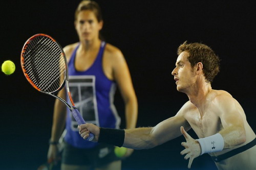 Mất ngôi vô địch Madrid, Murray sa thải HLV Mauresmo
