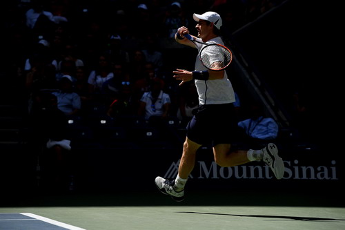 Andy Murray đang bước nhanh ra khỏi cái bóng của Djokovic