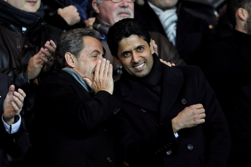 Chủ tịch Nasser Al-Khelaifi (phải) hai lần mời Wenger về nắm quyền ở PSG