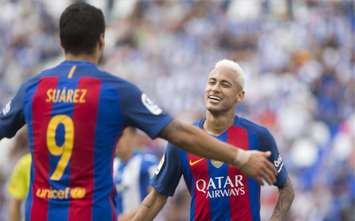 
Kh&ocirc;ng Messi, Barcelona vẫn c&ograve;n đ&oacute; Suarez v&agrave; Neymar sẵn s&agrave;ng ghi b&agrave;n
