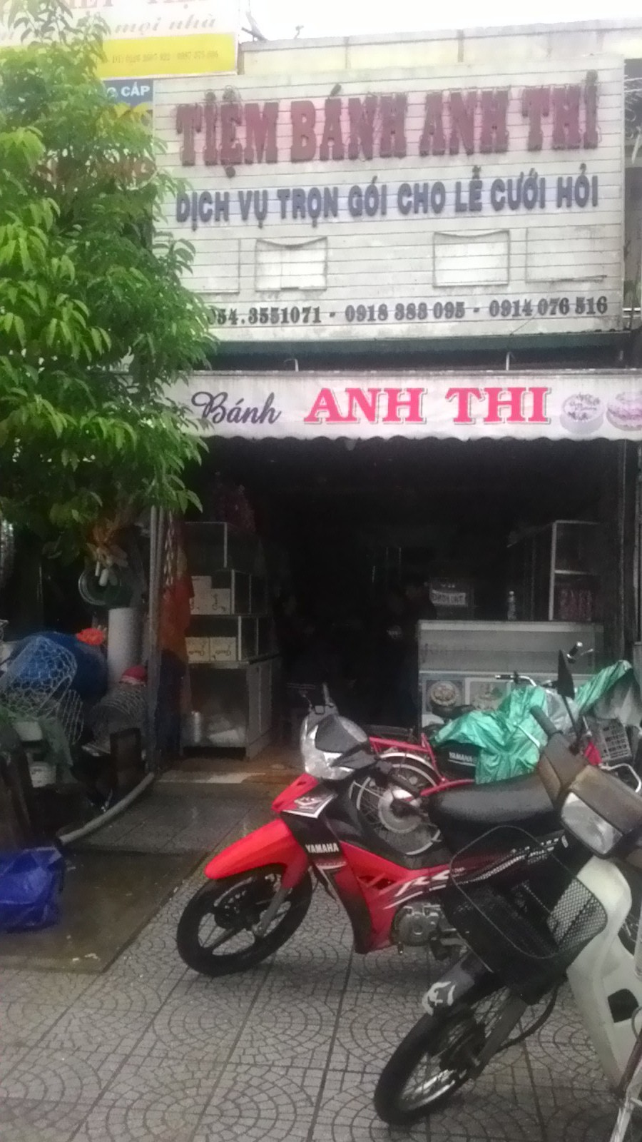 
Cơ sở Anh Thi bị buộc phải đ&oacute;ng cửa sau khi xảy ra sự việc hơn 100 người bị ngộ độc
