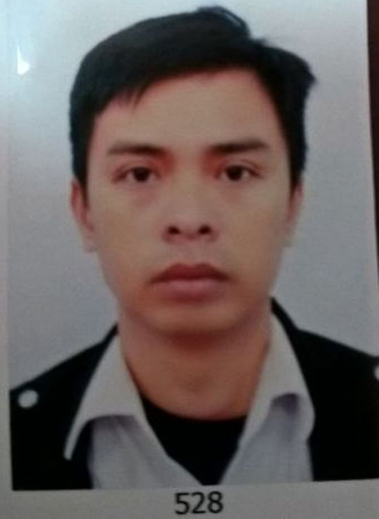 Truy nã nguyên thượng úy công an thuê xe rồi đi cầm