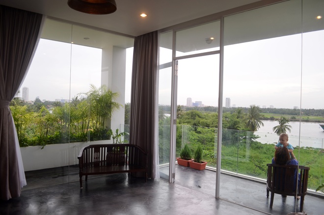 Thiên nhiên tràn ngập trong ngôi nhà ống Sài Gòn