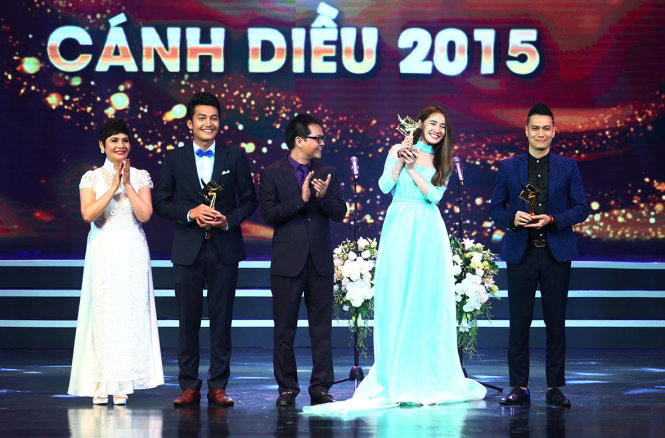 Nhã Phương lại thắng tại giải Cánh diều 2015
